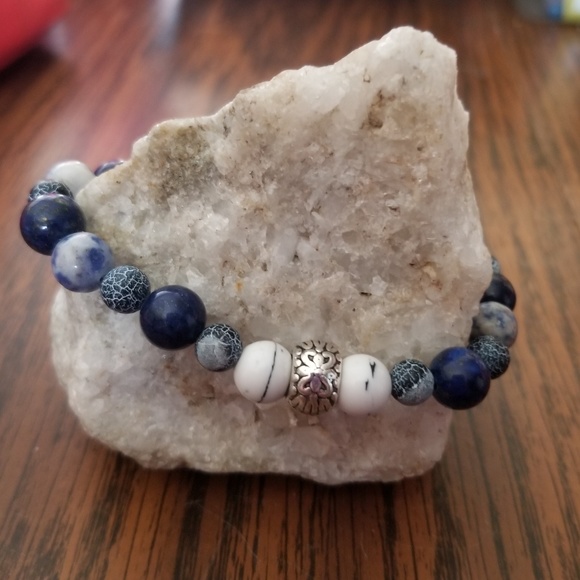 Bracelet - Picture 2 of 2